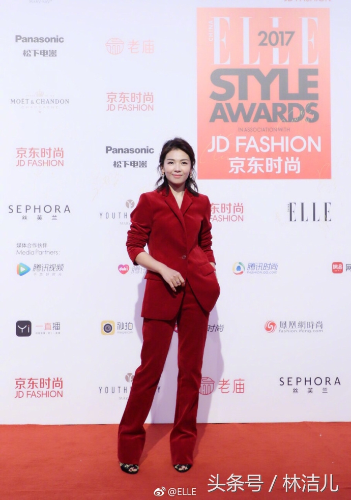 都是当妈的，baby美似少女，张梓琳胖得没有腰，小S冬菇头雷翻天