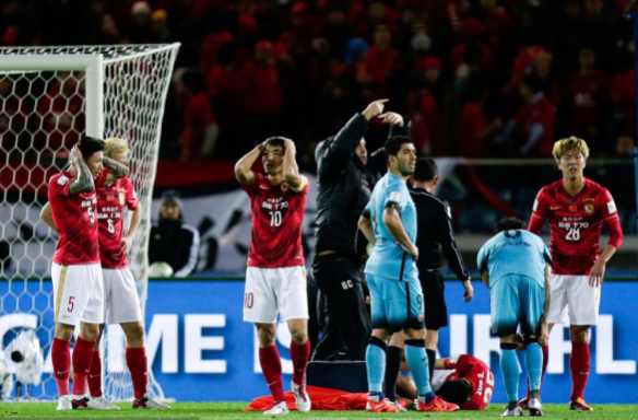 恒大后防大将受伤后续,恒大外援铁卫最新消息