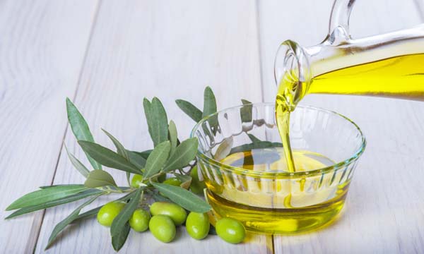 避免接触有害物质清洁剂,你一定要知道的家庭清洁小技巧