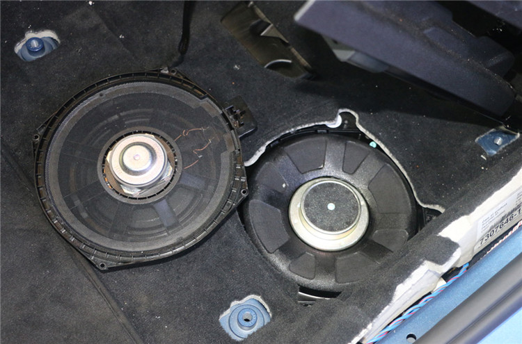 2018款宝马3系哈曼卡顿音响调节,宝马3系选配哈曼卡顿音响