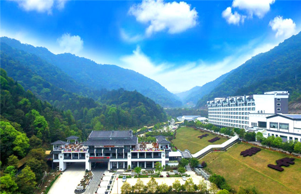 广东韶关新丰温泉推荐,广东韶关冬天旅游