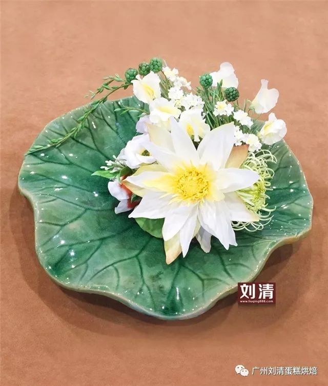 可食用翻糖糖花,翻糖英式糖花教程