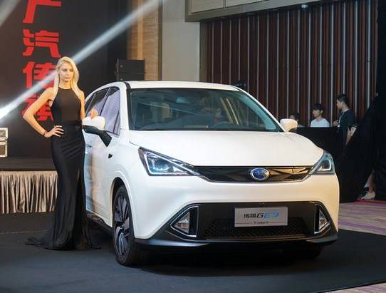 小鹏10万电动汽车,10万落地新能源汽车小鹏