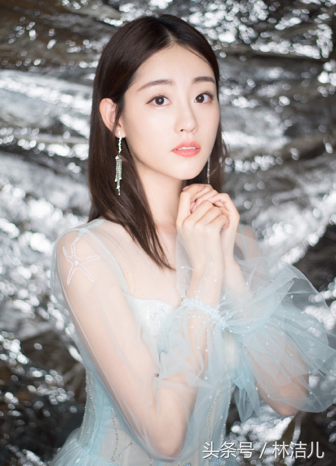 都是当妈的，baby美似少女，张梓琳胖得没有腰，小S冬菇头雷翻天