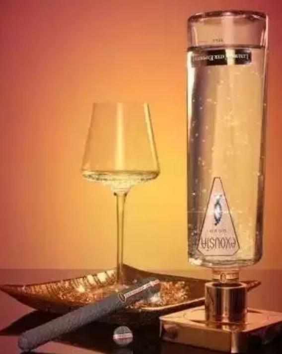 比较贵的矿泉水多少钱一瓶,一瓶矿泉水能卖到多少钱