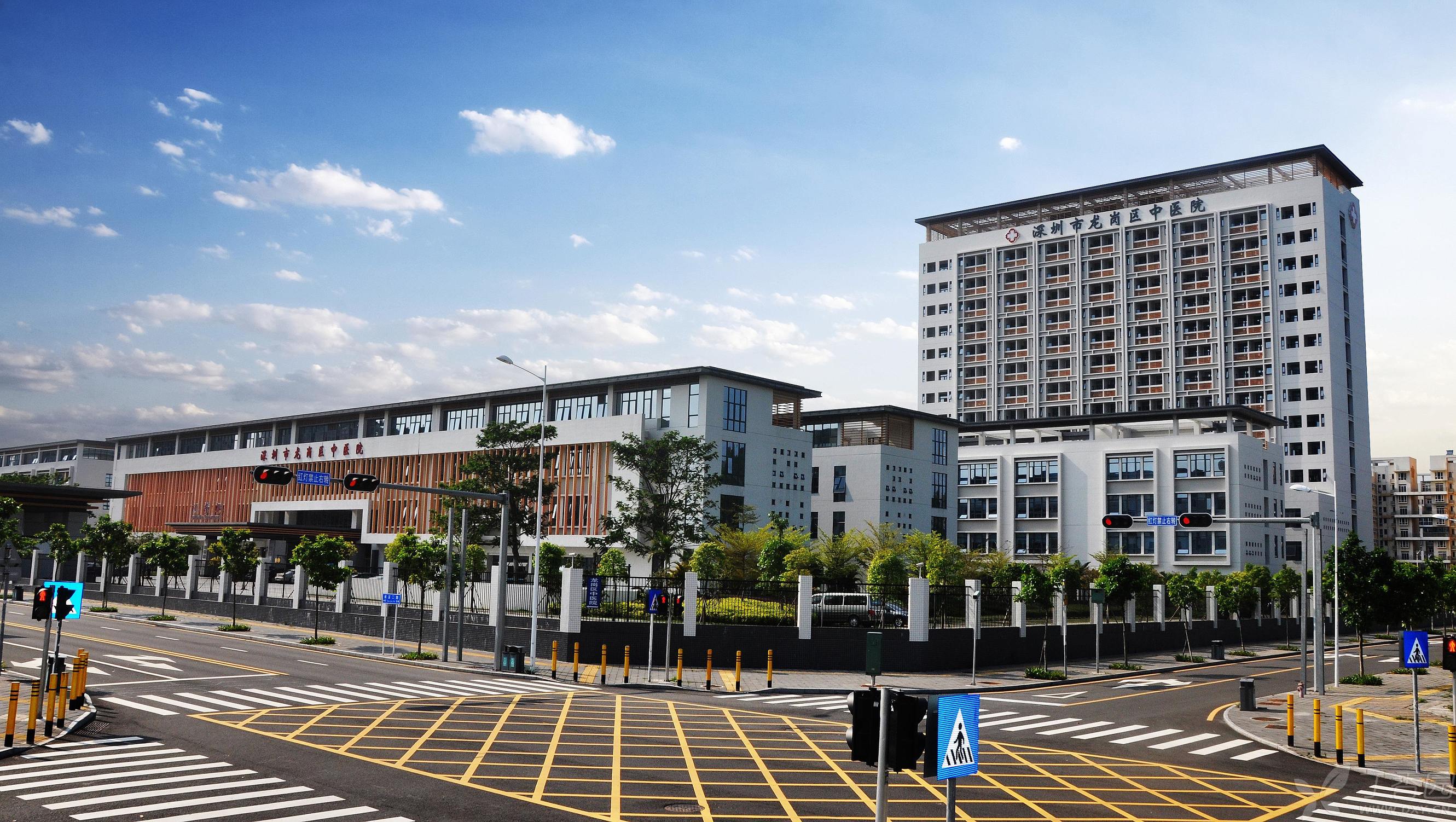 深圳二档医保可以去哪个医院看病,深圳二档医保可以在异地看门诊吗