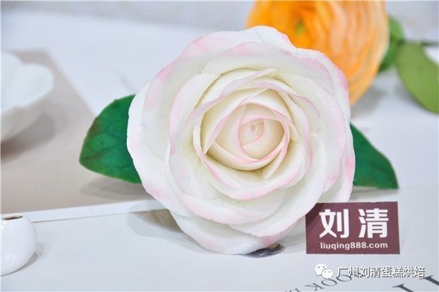 可食用翻糖糖花,翻糖英式糖花教程