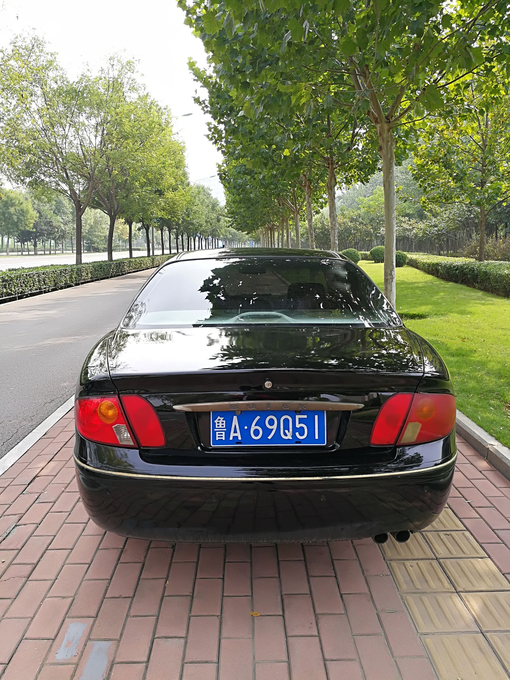 2010别克君威3.0豪华版v6多少个油,全新05款别克君威3.0豪华版v6