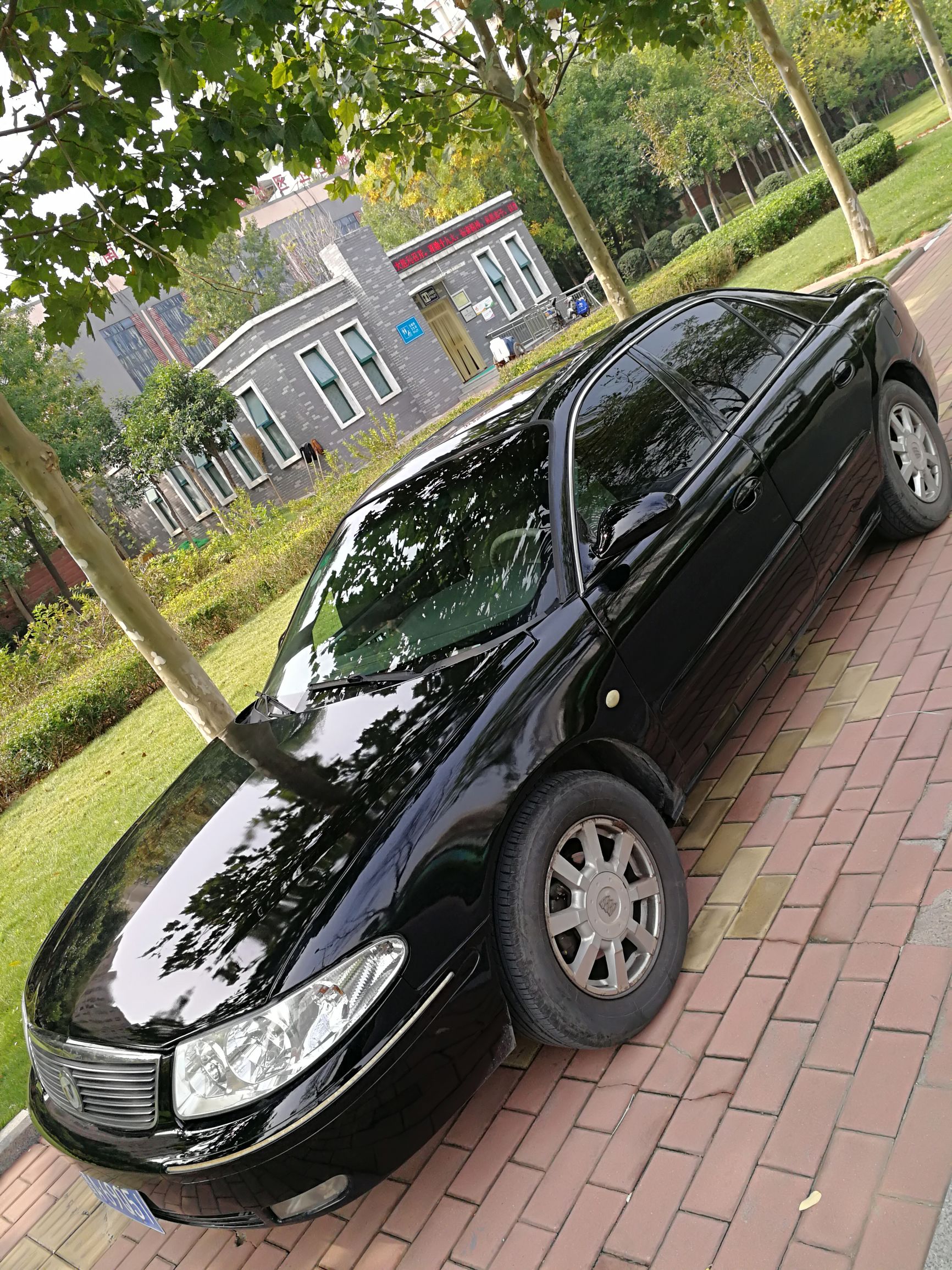 2010别克君威3.0豪华版v6多少个油,全新05款别克君威3.0豪华版v6