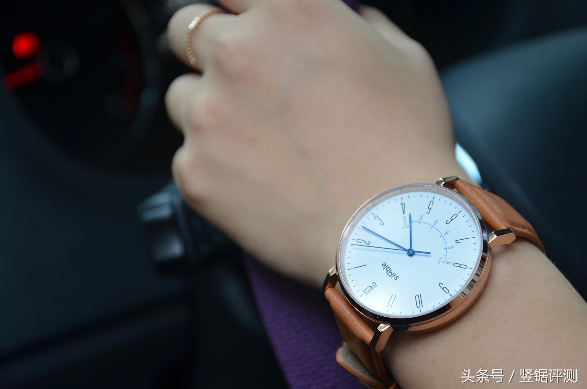 哪款智能手表带有蓝宝石镜面,oppo智能手表蓝宝石镜面测评