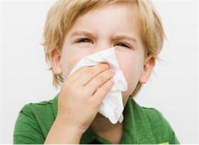 8个月宝宝第一次吃奶粉怎么给,七八个月宝宝辅食过敏怎么办