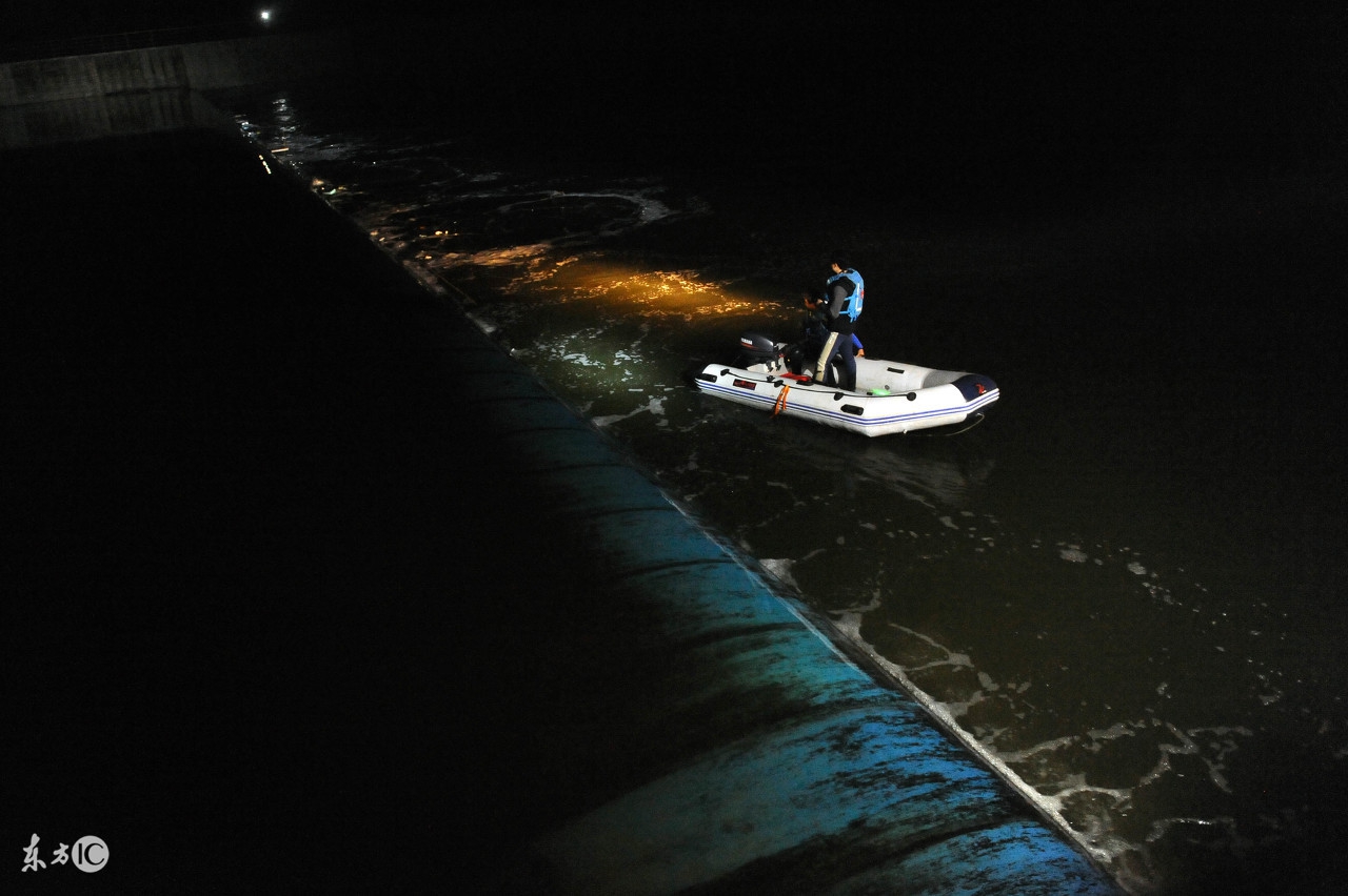 空空空莫衷一是，亡亡亡各执其端
