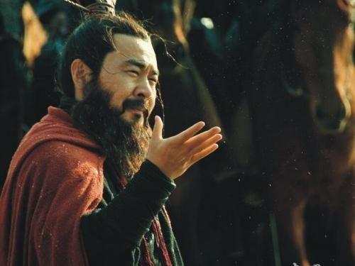 夏侯惇生吞眼珠子的动画视频,夏侯惇生吞眼珠