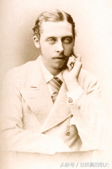 爱丽丝漫游奇境印象最深的故事,爱丽丝漫游奇境去过的七个地方