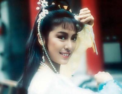 她是蛇蝎心肠的红姨相守26年男友去世为忘记伤痛坚持拍戏