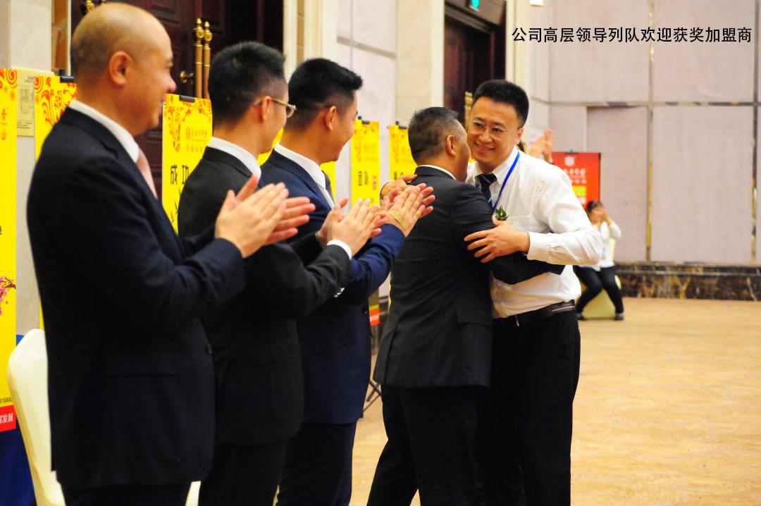 蜀井串串香与袁记串串香关系,袁记串串香怎么样加盟靠谱吗