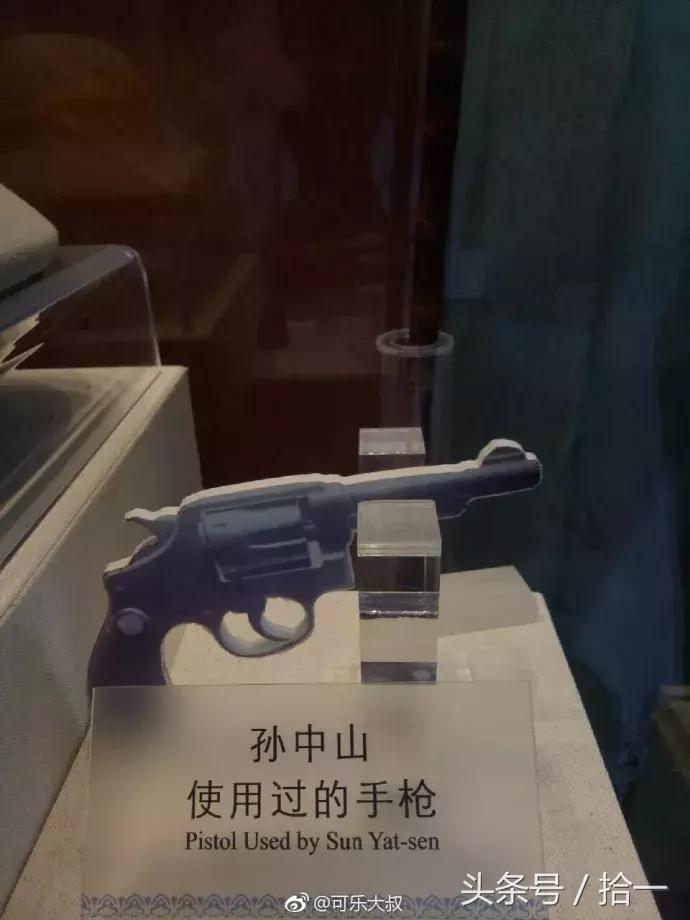 小伙子，听说你咬人不撒嘴，咱俩比比