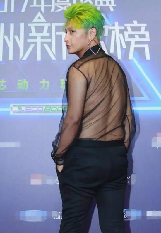 这一次，王书记和宋大嘴终于喷到了一个壶里