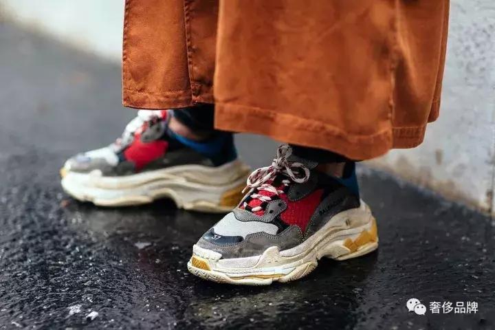 2021秋冬爆款男士加绒休闲运动鞋,推荐几款帅气的秋季运动鞋