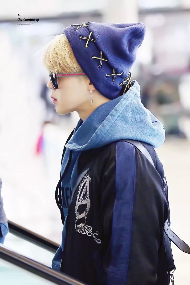 允儿穿搭,允儿短发冬季私服穿搭