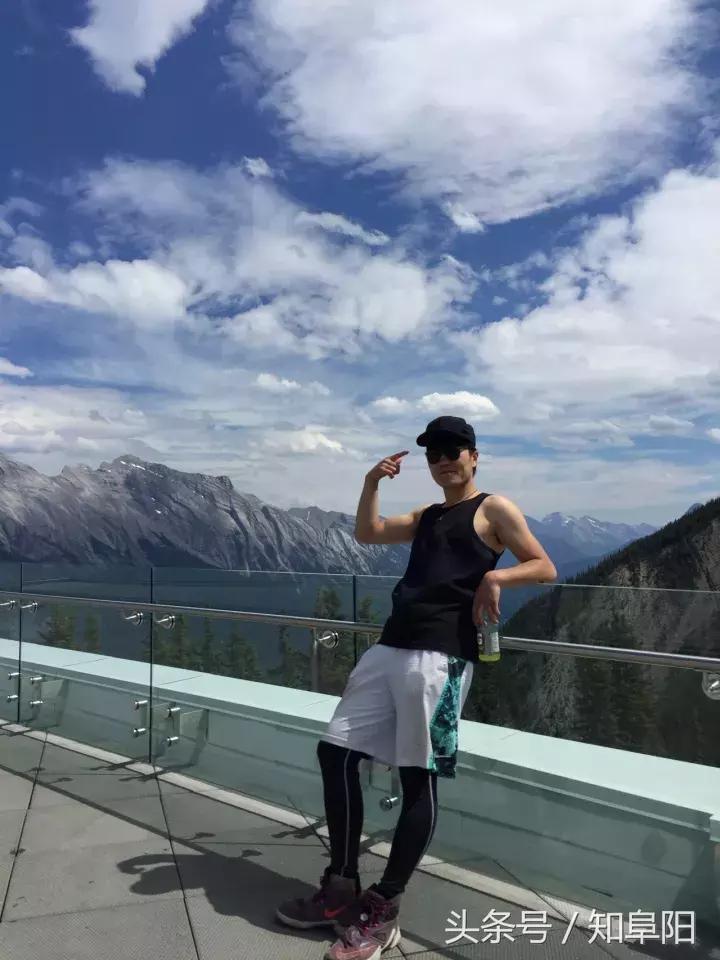 阜阳一90后小伙在枫叶国度加拿大坚持代购……