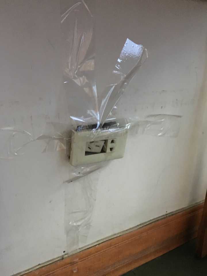 厉害辣我的姐！这是一个关于1000元改变出租屋的苦逼故事！