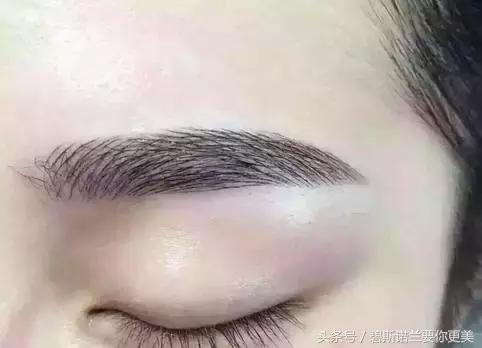 碧斯兰纹眉变红,碧斯兰眉毛搭配图