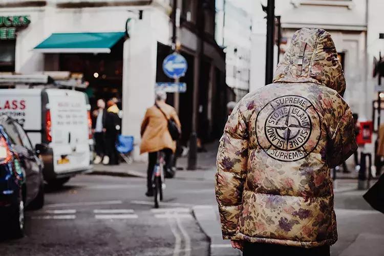 2020supreme和stoneisland的联名,supreme联名stoneisland马甲