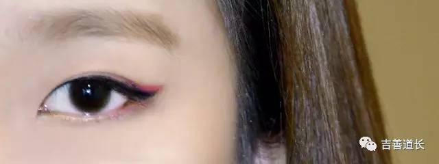 有桃花眼睛的人桃花运旺吗,桃花眼的女人命运到底怎么样