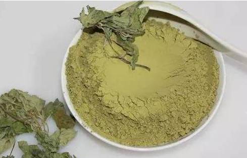 用艾草和姜煮水洗头,艾草浮萍煮水洗头发