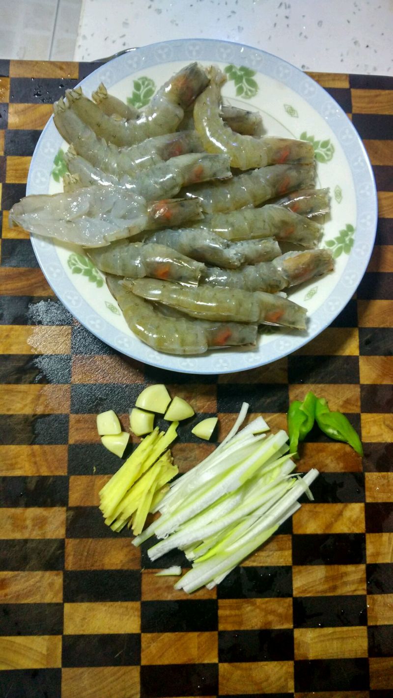 虾吃虾涮家庭版做法,爆炒虾家常做法最简单做法