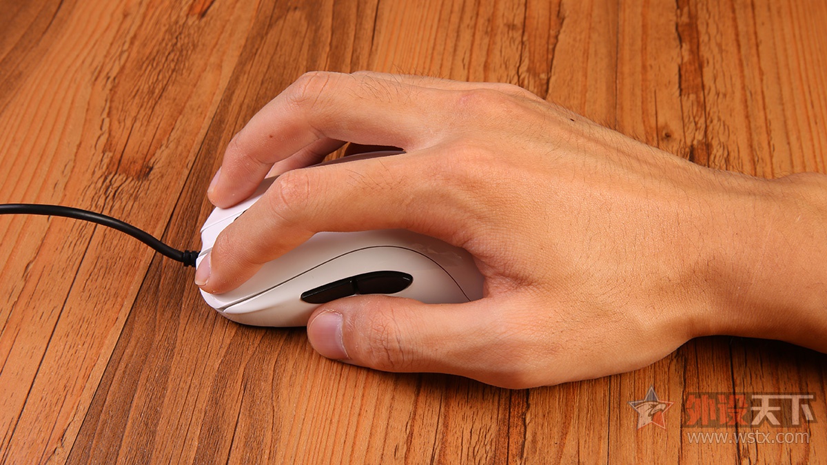 zowiefk鼠标评测,zowie白色特别版