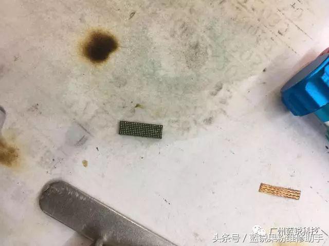 iphone7plus摔后无声音,iphone7plus摔了摄像头坏了