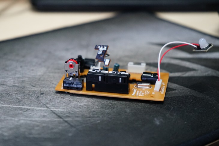 不拆开主板怎么看型号,不拆开汽车怎么看变速箱品牌