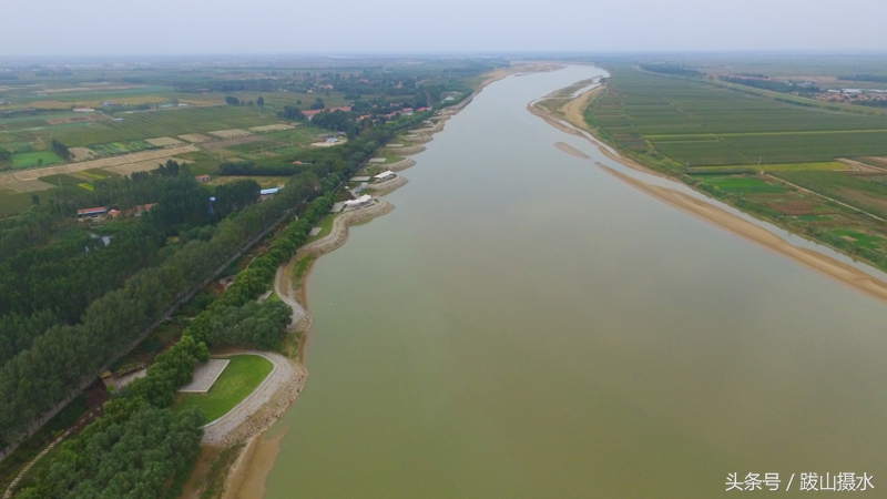 黄河入海的壮观景象航拍,航拍黄河瀑布全景图