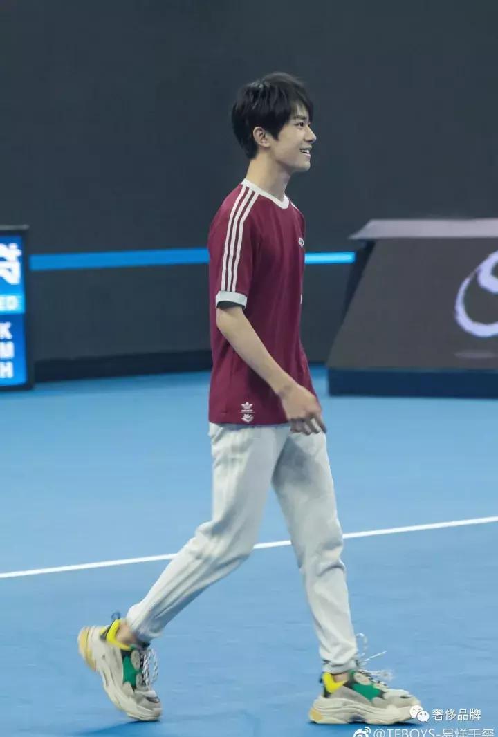 2021秋冬爆款男士加绒休闲运动鞋,推荐几款帅气的秋季运动鞋