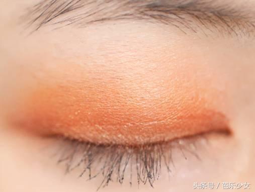 好冷冷冷冷~来一杯女明星最爱的“橙汁妆”吧