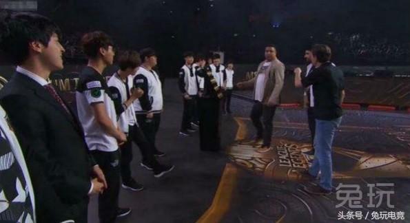 足球先生罗纳尔多,lol罗纳尔多总决赛