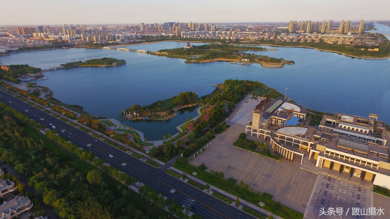 黄河入海的壮观景象航拍,航拍黄河瀑布全景图