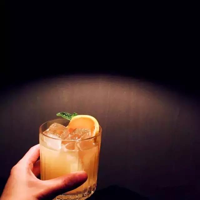 贵阳鸡尾酒吧攻略,贵阳唯一能脱单的酒吧