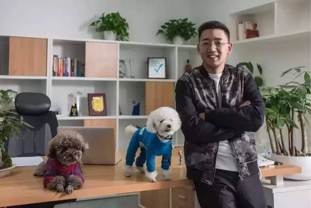 为创业一身卡债，20天造就互金界最具影响力APP｜51信用卡孙海涛