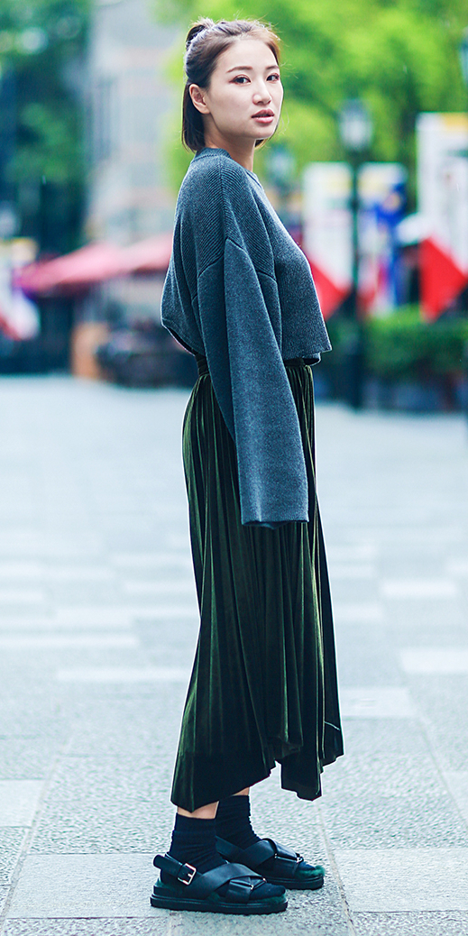 温暖柔软的毛衣,温暖厚重的毛衣有着非凡的热情