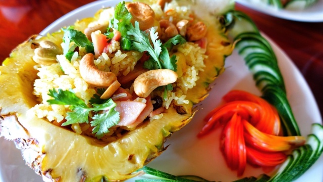 谁陪我度过安达拉的迷人夜