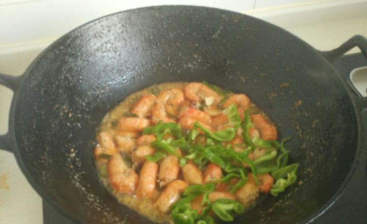 虾吃虾涮家庭版做法,爆炒虾家常做法最简单做法