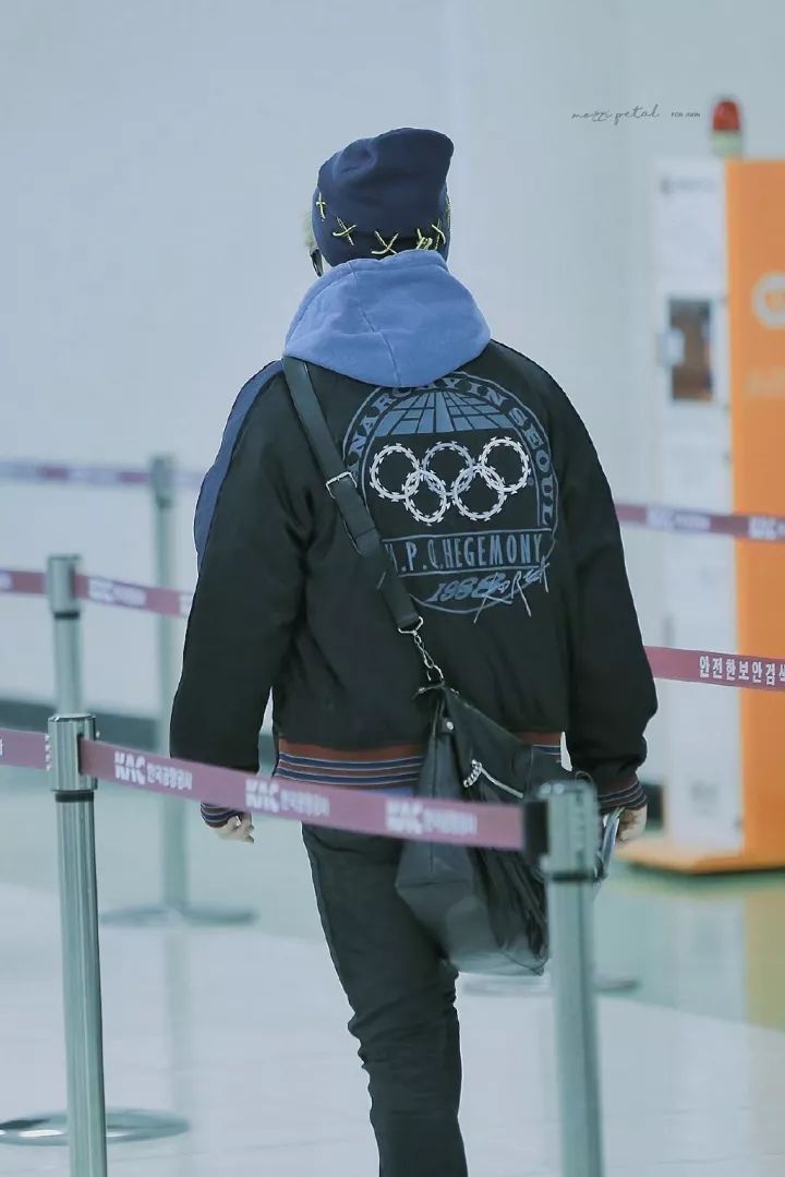 允儿穿搭,允儿短发冬季私服穿搭