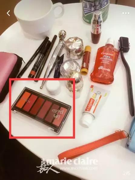 就用30块钱狂收当季爆款彩妆,“带货”女王们的梳妆台超魔性!