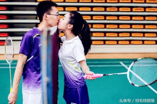 羽毛球双打十大必备经验,羽毛球双打如何提高自己的球路