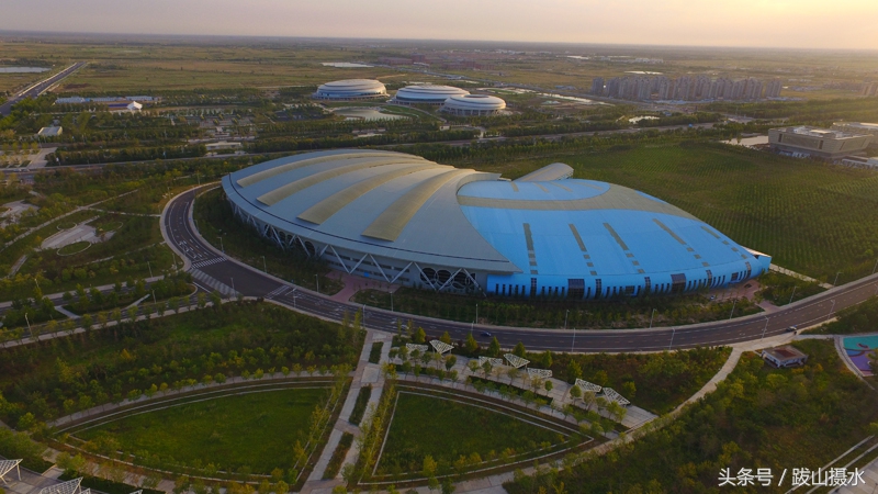 黄河入海的壮观景象航拍,航拍黄河瀑布全景图