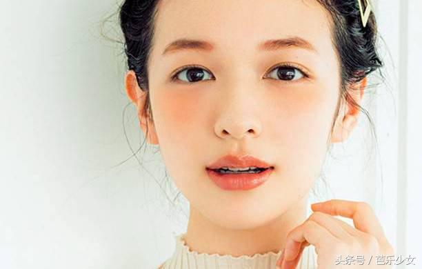 好冷冷冷冷~来一杯女明星最爱的“橙汁妆”吧