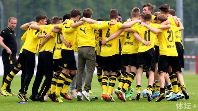 十二岁足球天才,12岁天才足球少年